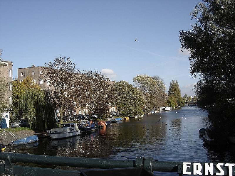 アムステルダム日帰り観光＜英語ガイド＞