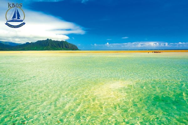 カネオヘ湾で絶景『サンドバー』＆マリンスポーツ